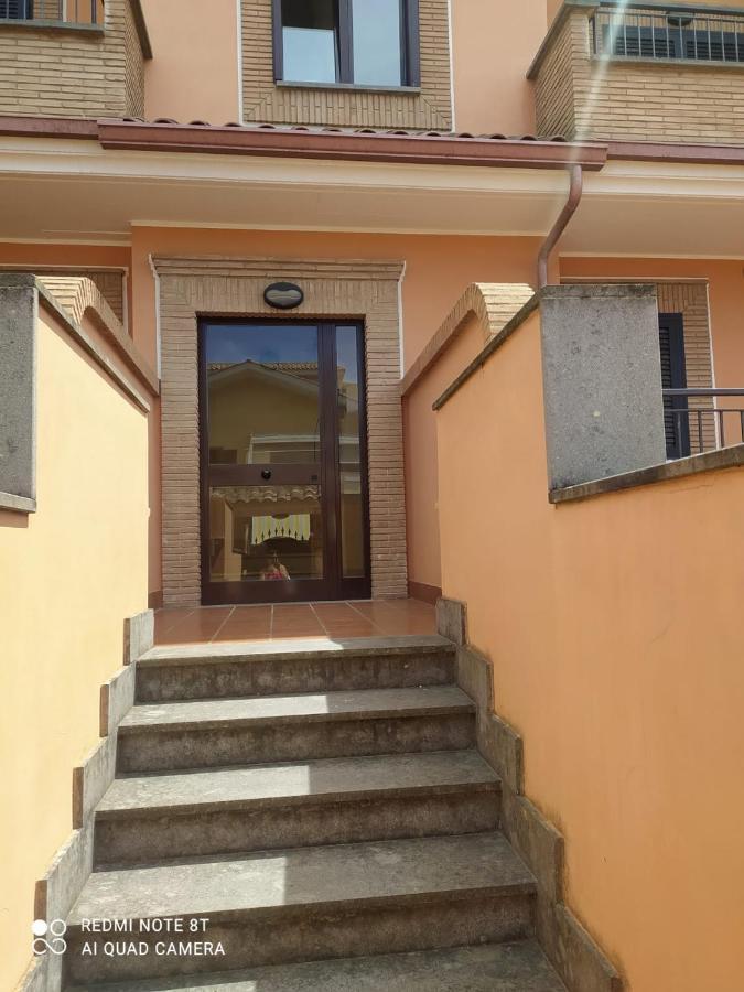 Casa Vacanza Indaco Fiumicino Bagian luar foto