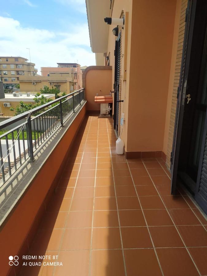 Casa Vacanza Indaco Fiumicino Bagian luar foto